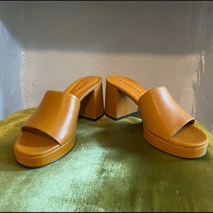 Simon Miller Stopper heel, size 39, color orange/papaya
